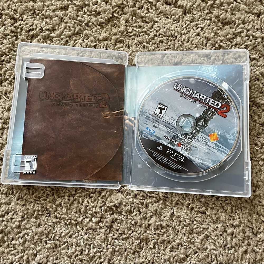PS3 Uncharted 2 Among Thieves video game - Picture 4 of 5